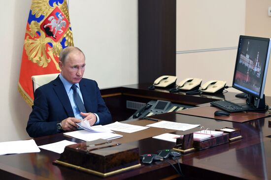 Russia Putin Health Workers