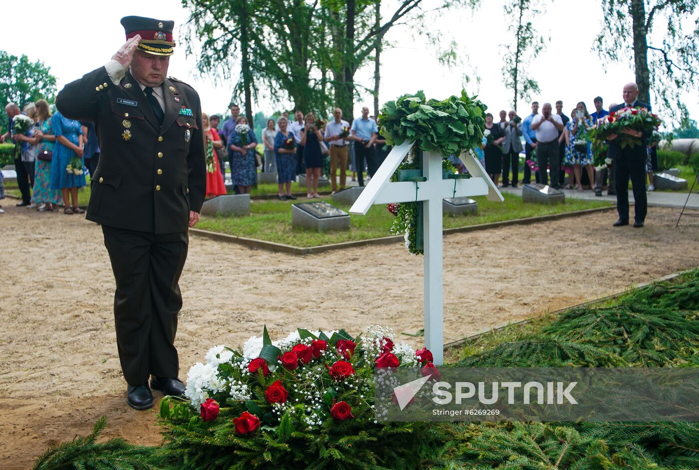 Latvia WWII Soviet Soldiers Reburial