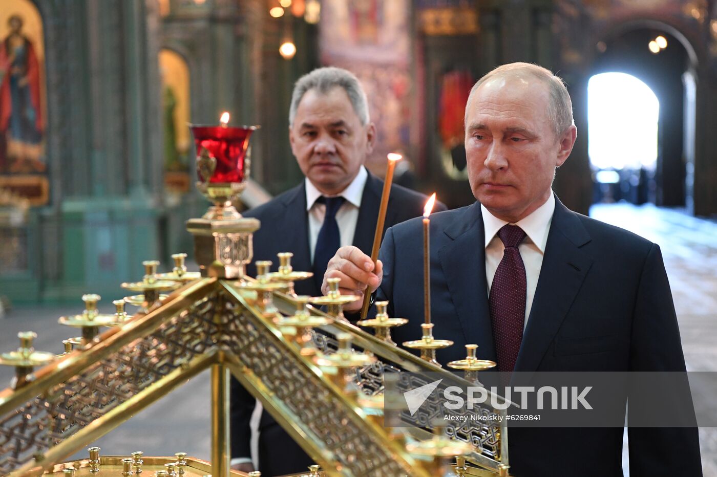Russia Putin WWII Victims Remembrance Day