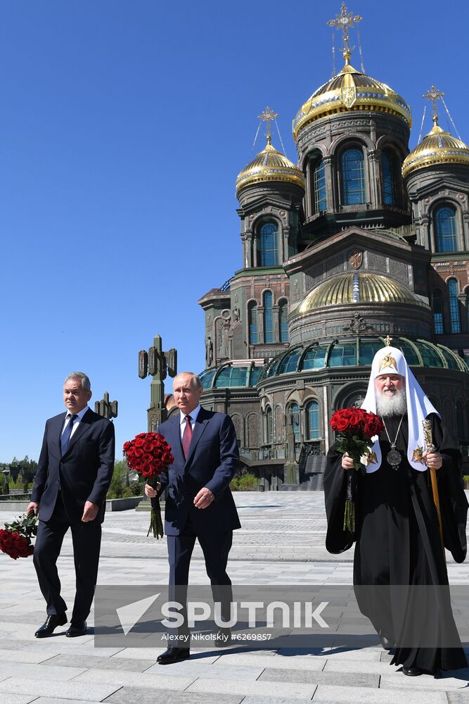 Russia Putin WWII Victims Remembrance Day