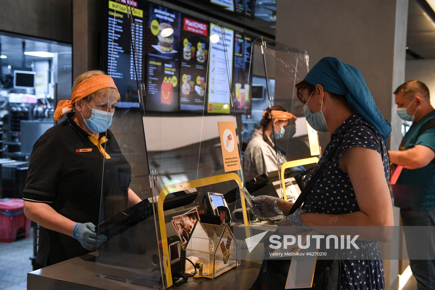 Russia Coronavirus Lockdown Ease