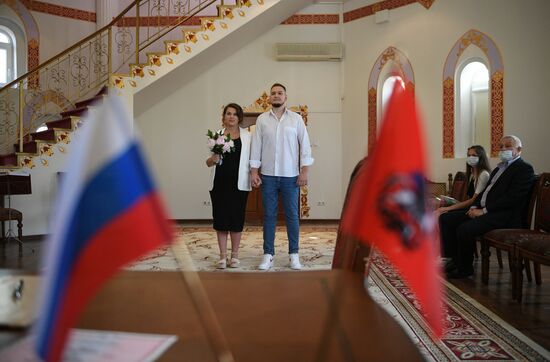 Russia Coronavirus Lockdown Ease