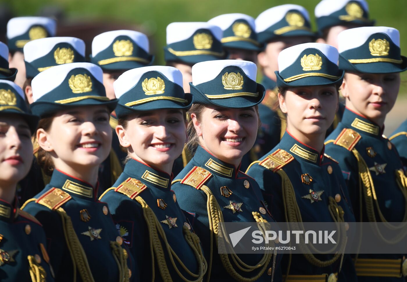 Military parade to commemorate 75th anniversary of Victory in World War II