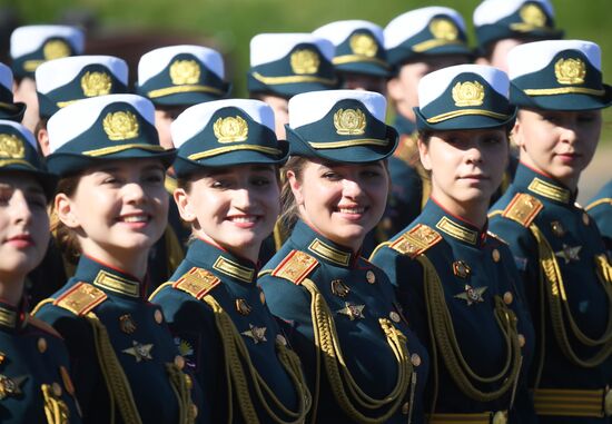 Military parade to commemorate 75th anniversary of Victory in World War II