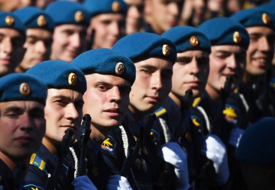 Military parade to commemorate 75th anniversary of Victory in World War II