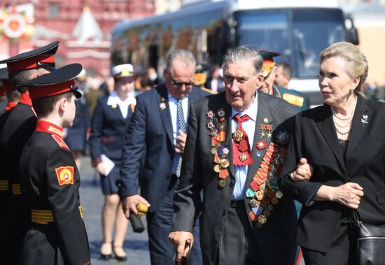 Military parade to commemorate 75th anniversary of Victory in World War II