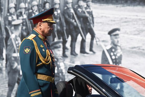 Military parade to commemorate 75th anniversary of Victory in World War II