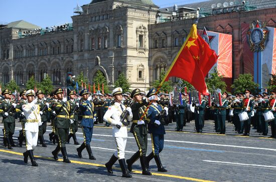 Military parade to commemorate 75th anniversary of Victory in World War II