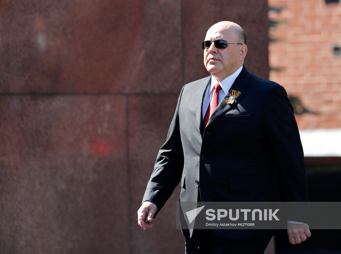 Russian President Vladimir Putin takes part in military parade to mark 75th anniversary of Victory in World War II