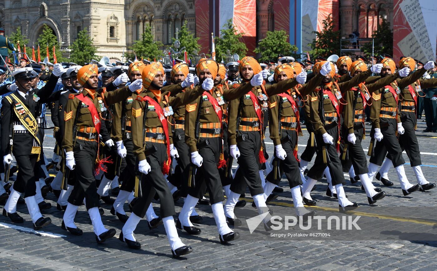 Military parade to commemorate 75th anniversary of Victory in World War II