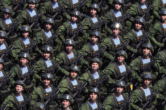 Military parade to commemorate 75th anniversary of Victory in World War II