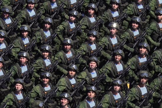 Military parade to commemorate 75th anniversary of Victory in World War II