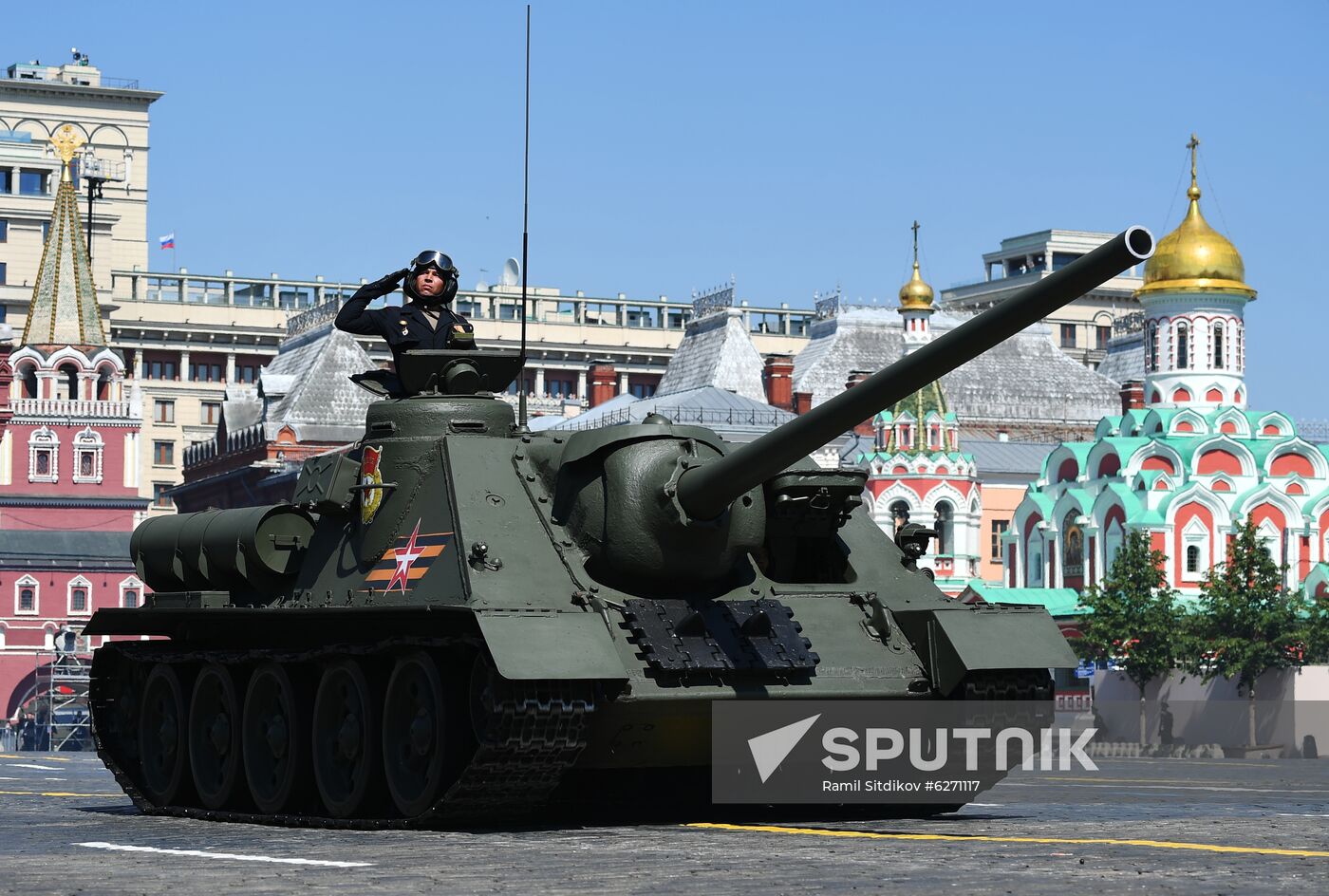 Military parade to commemorate 75th anniversary of Victory in World War II