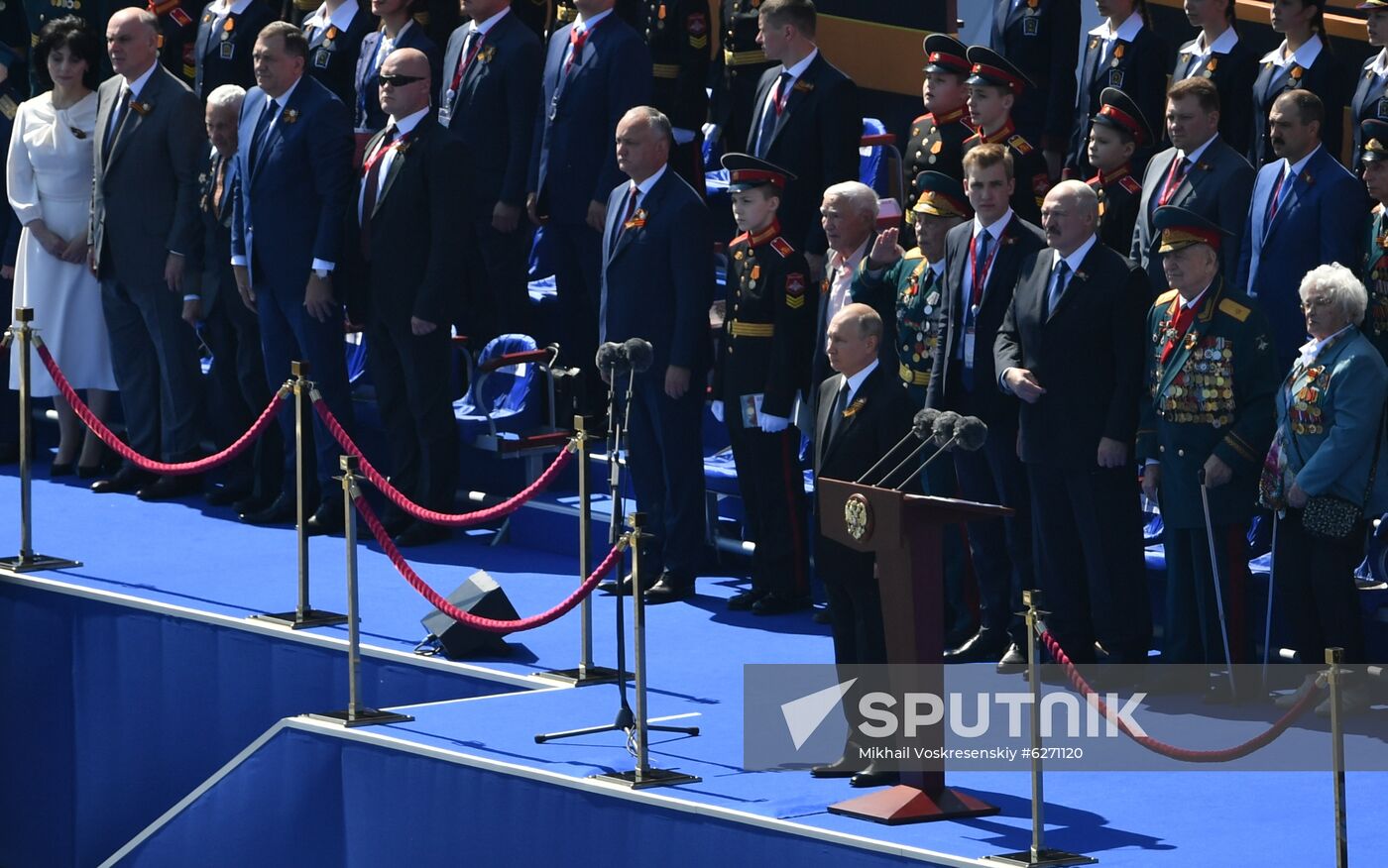 Russian President Vladimir Putin takes part in military parade to mark 75th anniversary of Victory in World War II