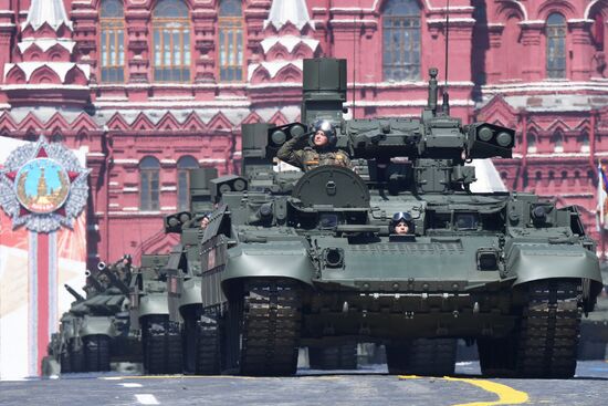 Military parade to commemorate 75th anniversary of Victory in World War II