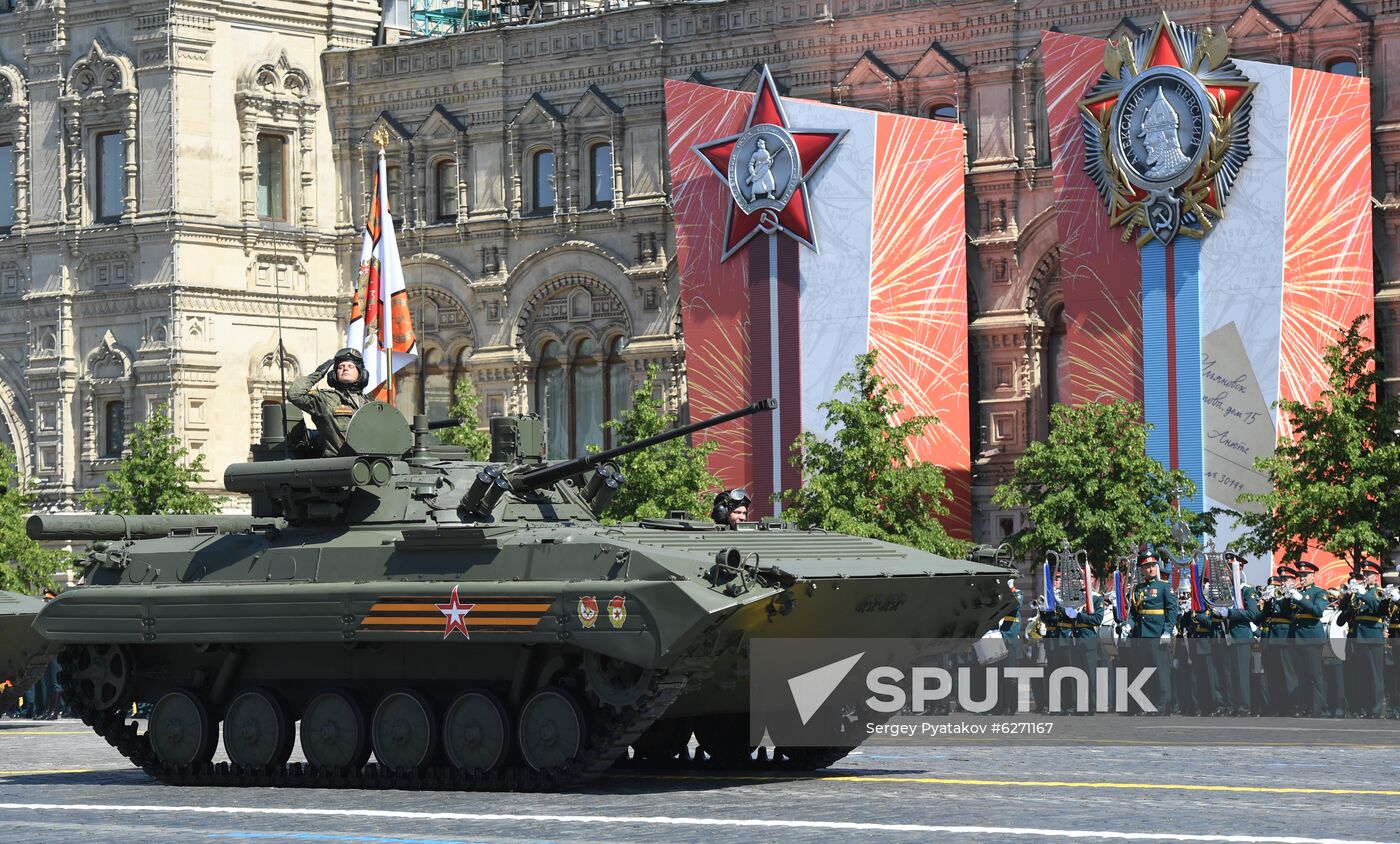 Military parade to commemorate 75th anniversary of Victory in World War II