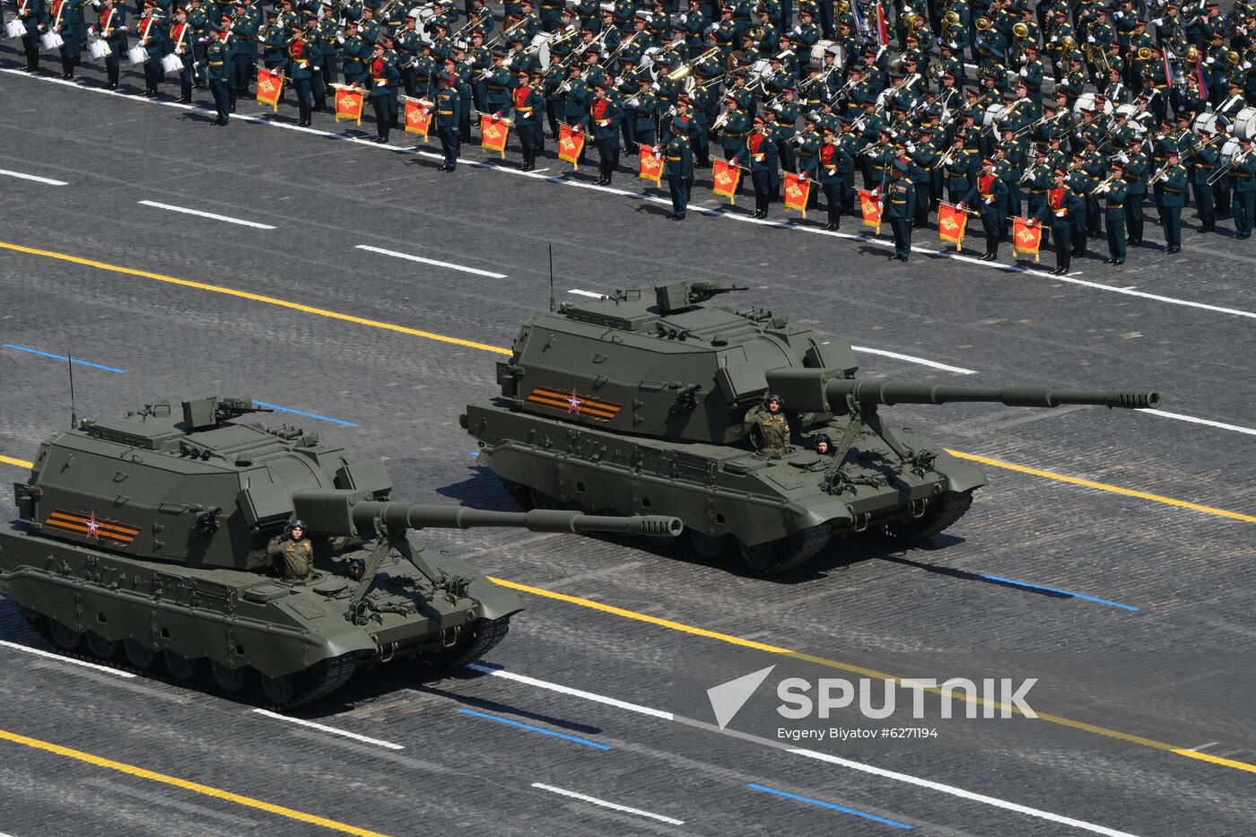Military parade to commemorate 75th anniversary of Victory in World War II