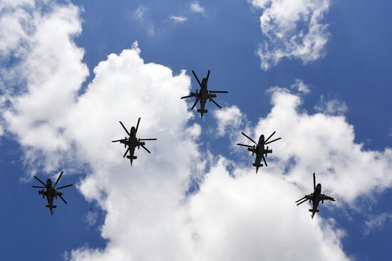 Military parade to commemorate 75th anniversary of Victory in World War II