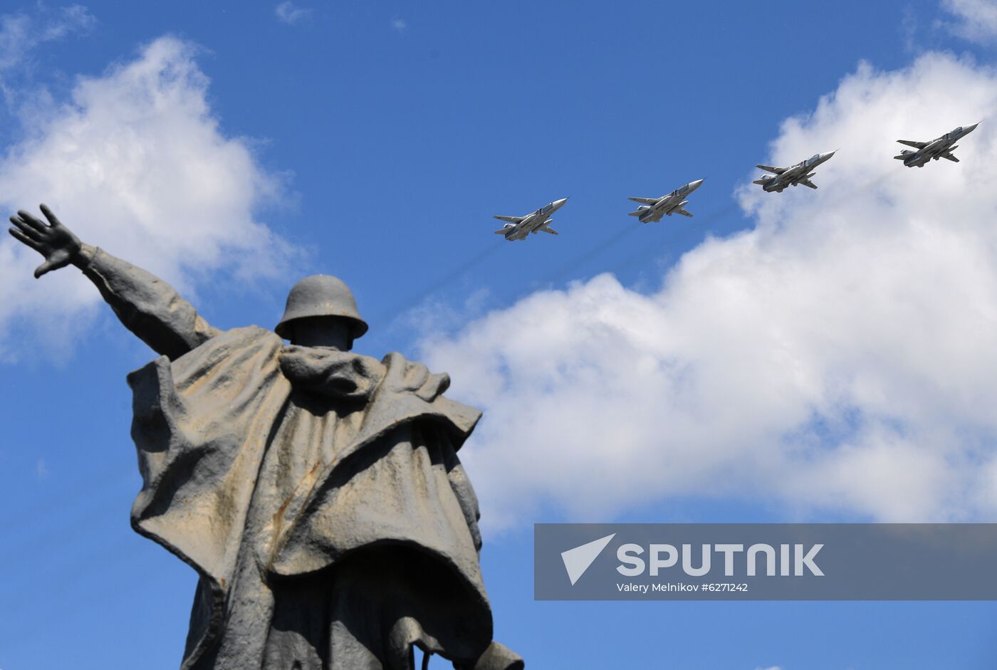 Military parade to commemorate 75th anniversary of Victory in World War II
