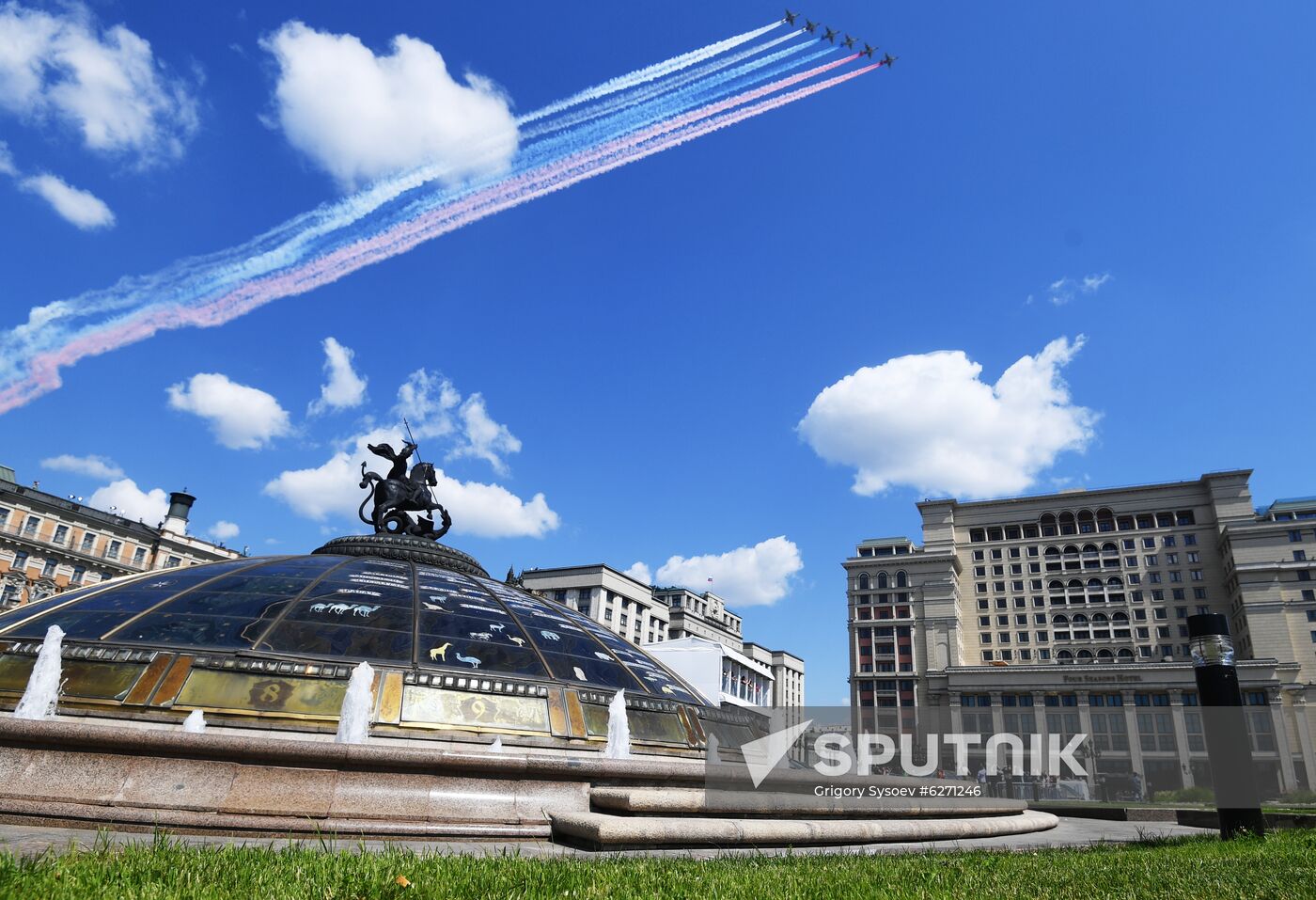 Military parade to commemorate 75th anniversary of Victory in World War II