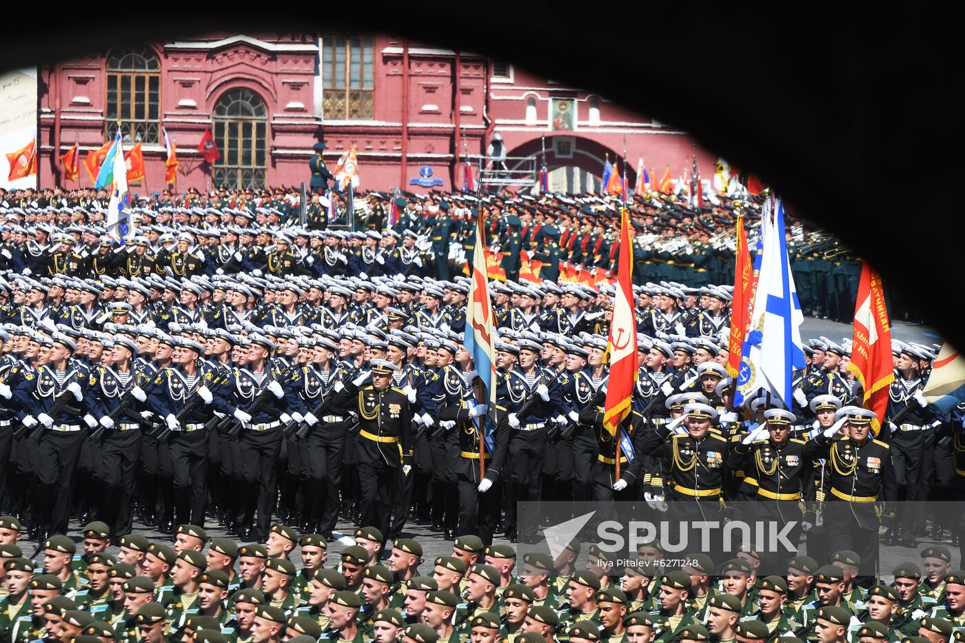 Military parade to commemorate 75th anniversary of Victory in World War II
