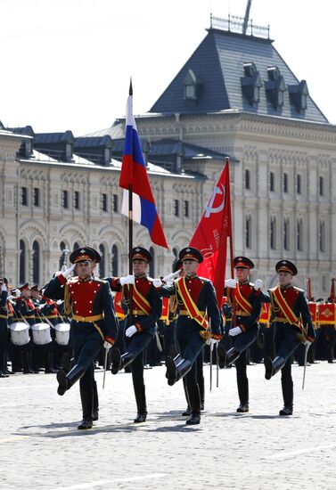 Russian President Vladimir Putin takes part in military parade to mark 75th anniversary of Victory in World War II