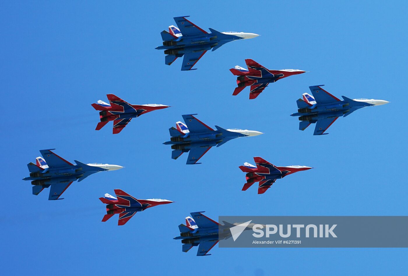 Military parade to commemorate 75th anniversary of Victory in World War II