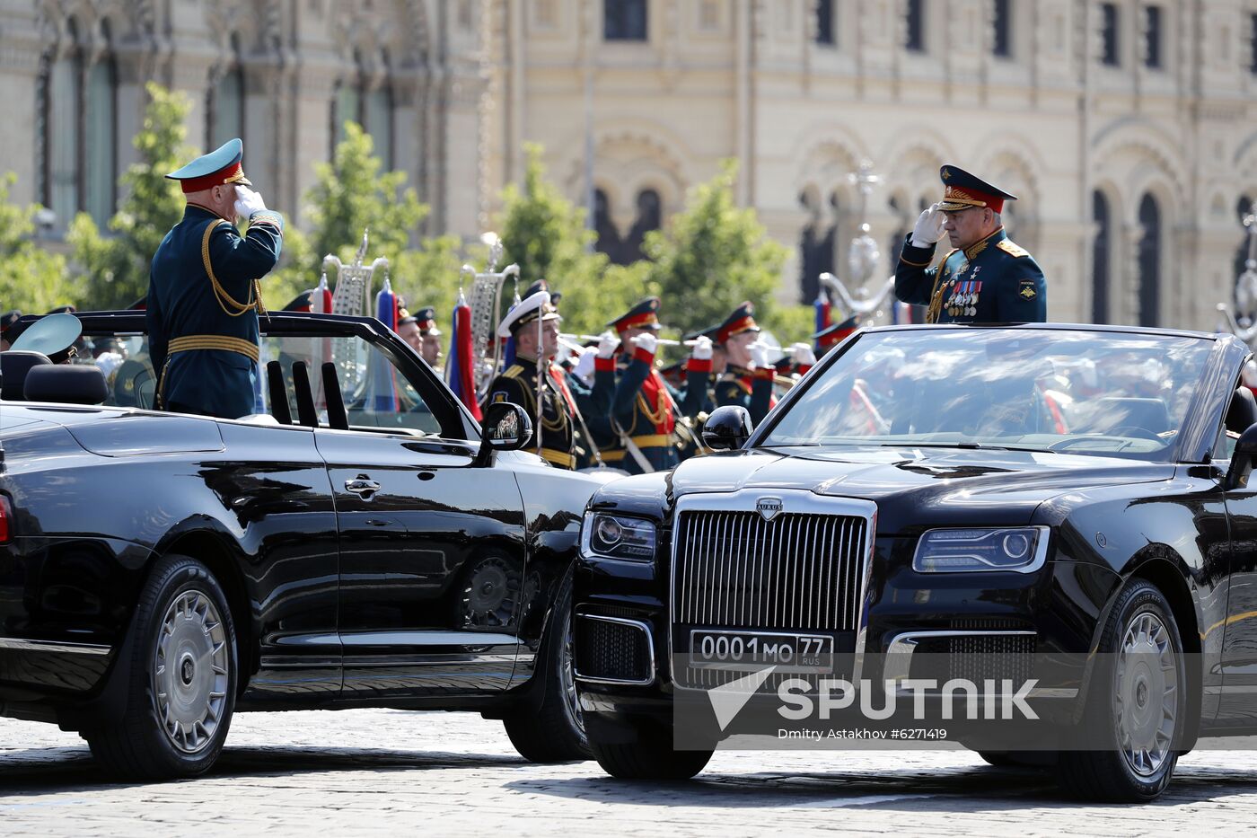 Russian President Vladimir Putin takes part in military parade to mark 75th anniversary of Victory in World War II