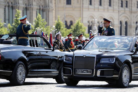 Russian President Vladimir Putin takes part in military parade to mark 75th anniversary of Victory in World War II