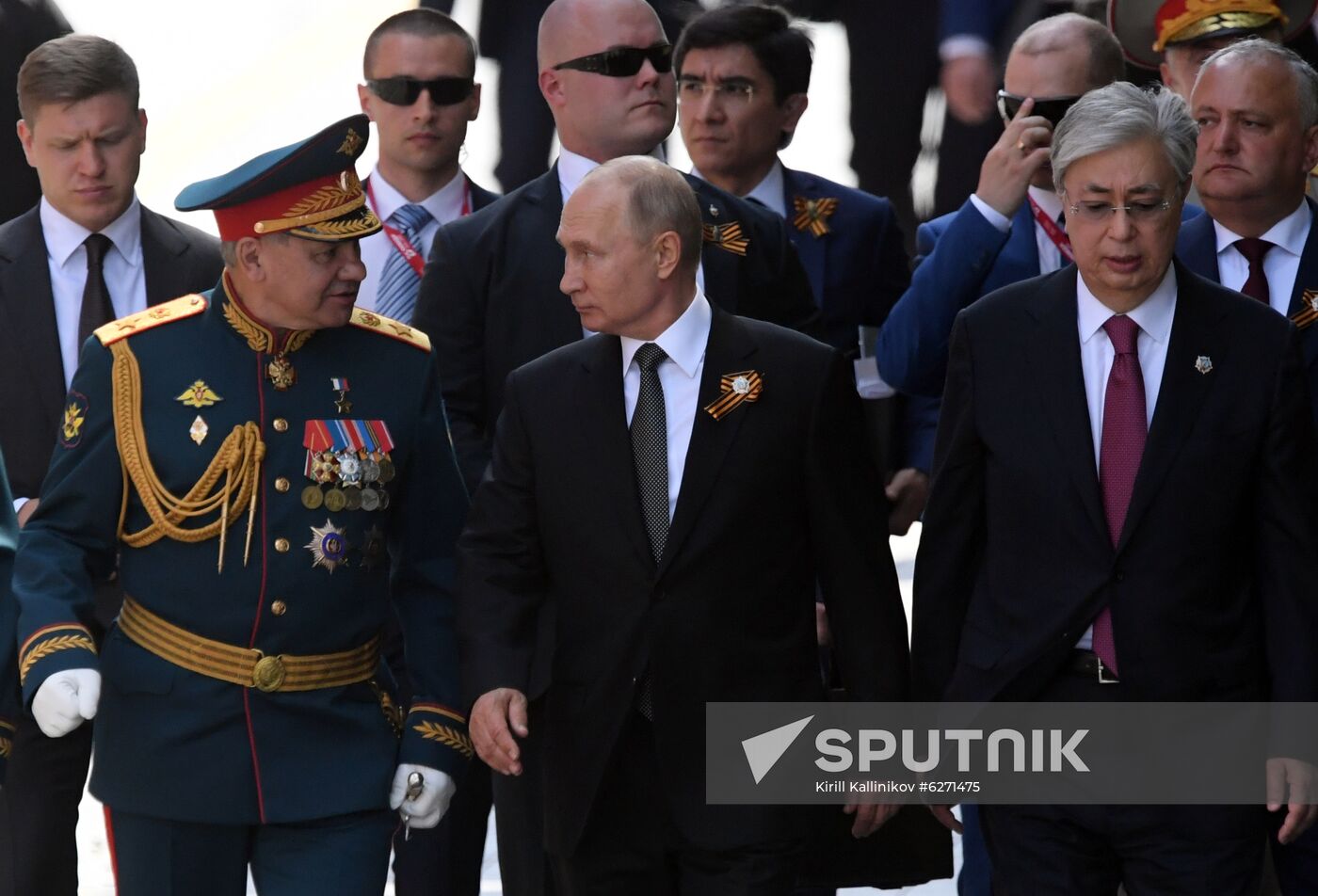 Russian President Vladimir Putin takes part in military parade to mark 75th anniversary of Victory in World War II