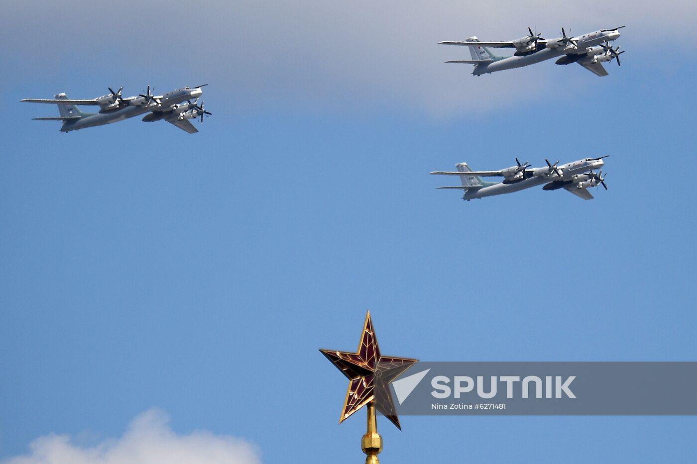 Military parade to commemorate 75th anniversary of Victory in World War II