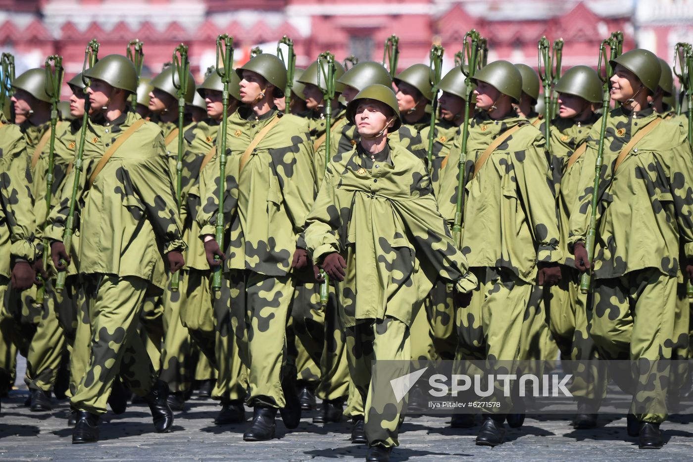 Military parade to commemorate 75th anniversary of Victory in World War II
