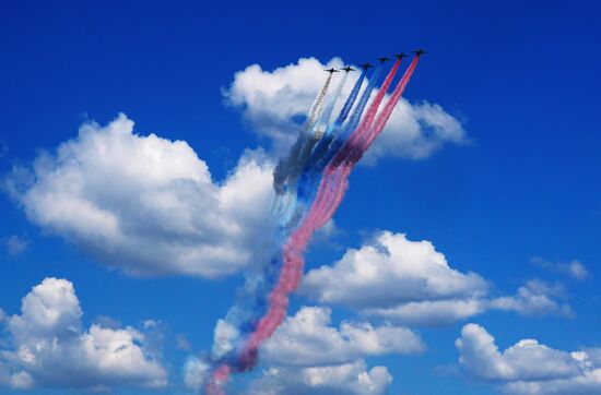 Military parade to commemorate 75th anniversary of Victory in World War II