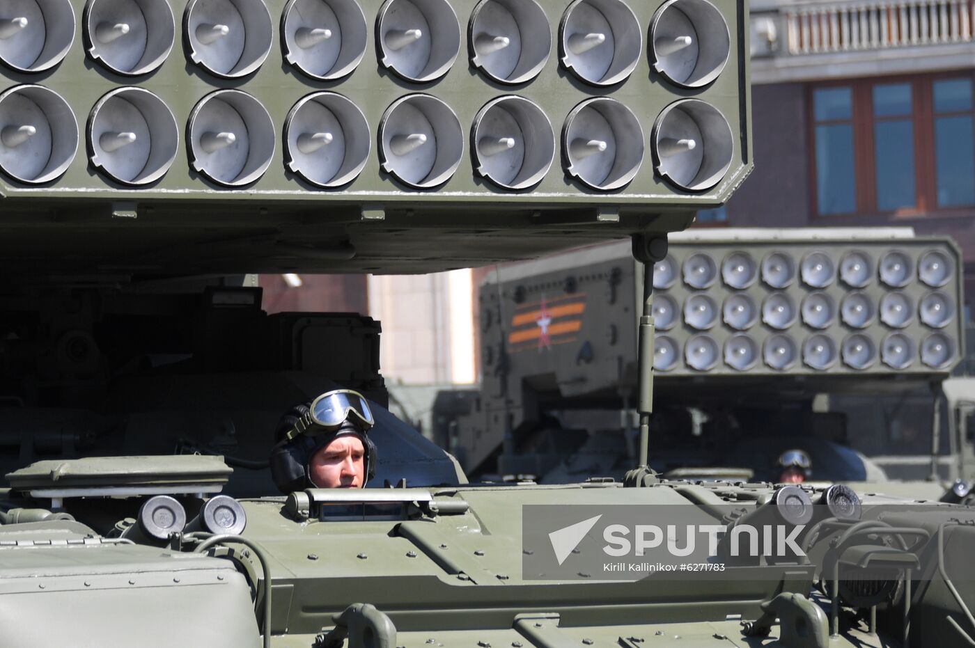 Military parade to commemorate 75th anniversary of Victory in World War II
