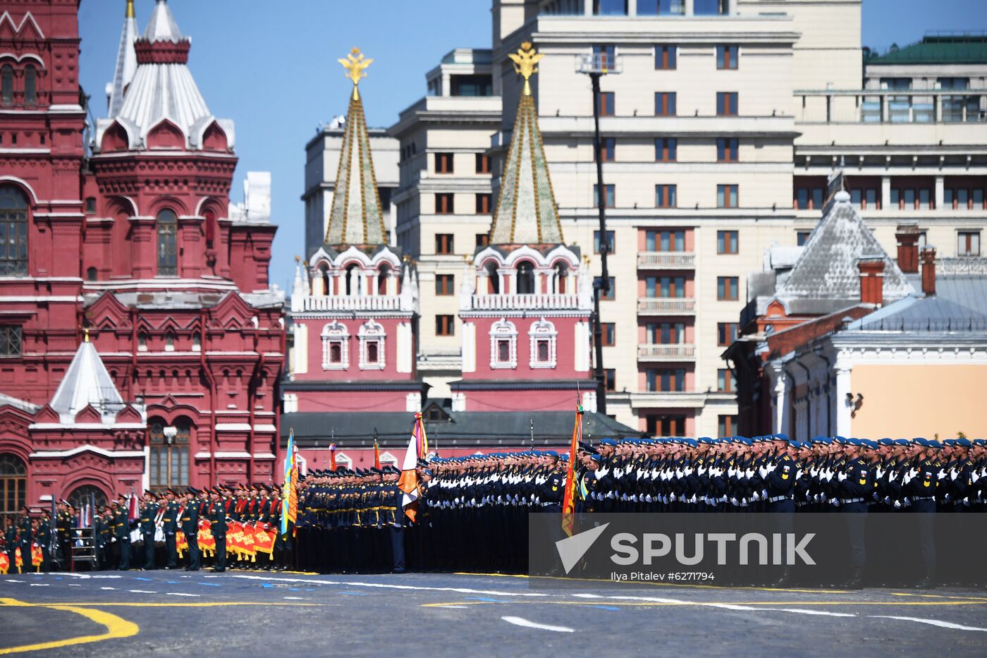 Military parade to commemorate 75th anniversary of Victory in World War II