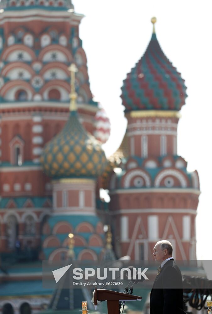 Russian President Vladimir Putin takes part in military parade to mark 75th anniversary of Victory in World War II