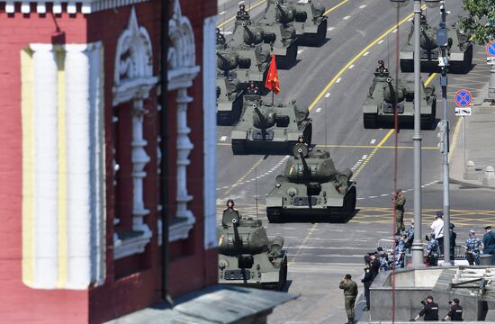 Military parade to commemorate 75th anniversary of Victory in World War II