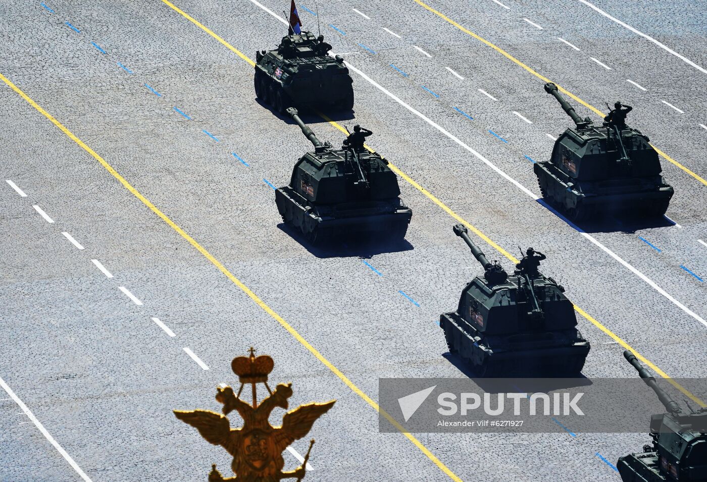 Military parade to commemorate 75th anniversary of Victory in World War II