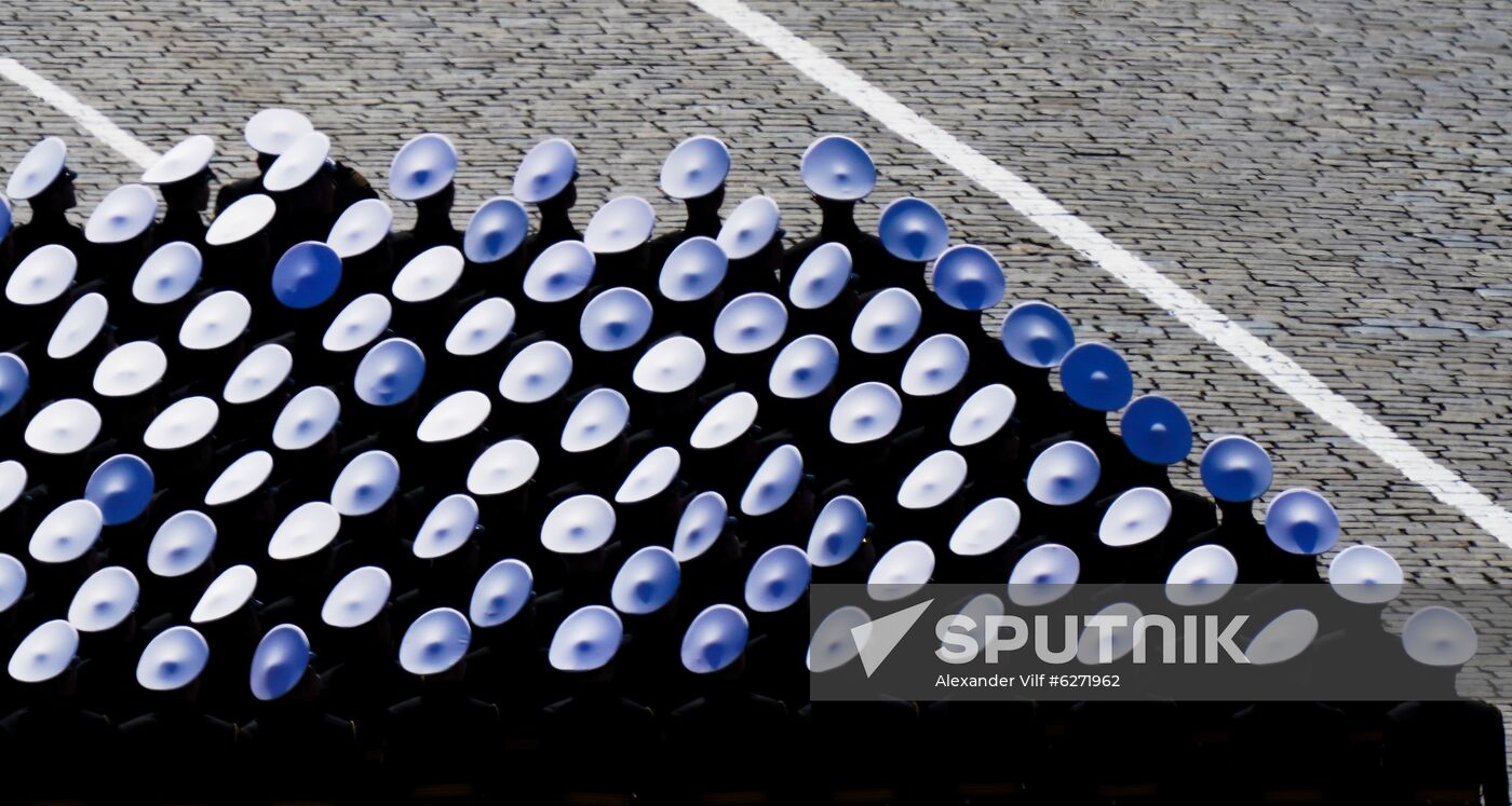 Military parade to commemorate 75th anniversary of Victory in World War II