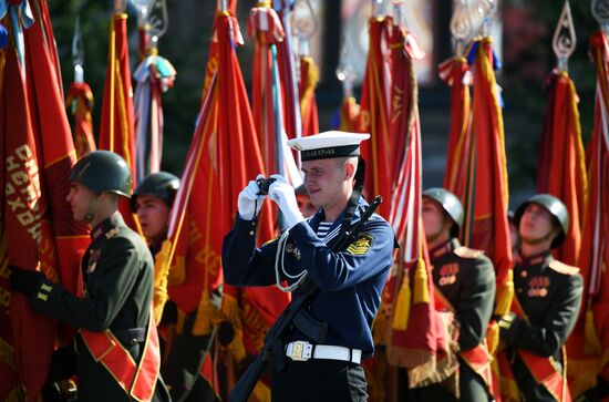 Military parade to commemorate 75th anniversary of Victory in World War II