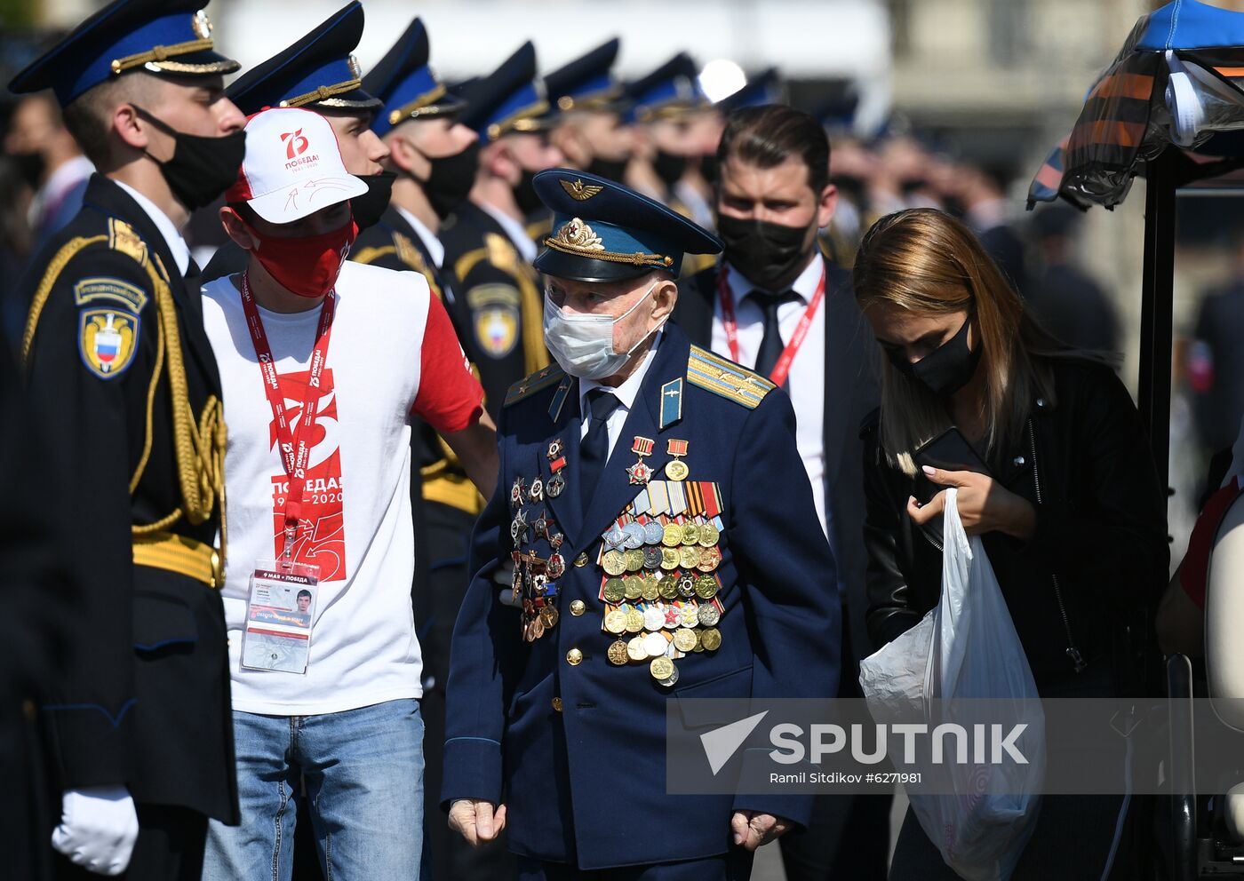 Military parade to commemorate 75th anniversary of Victory in World War II