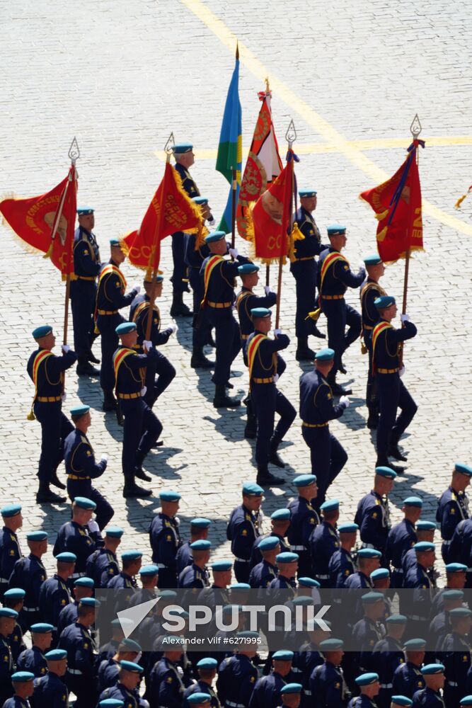 Military parade to commemorate 75th anniversary of Victory in World War II