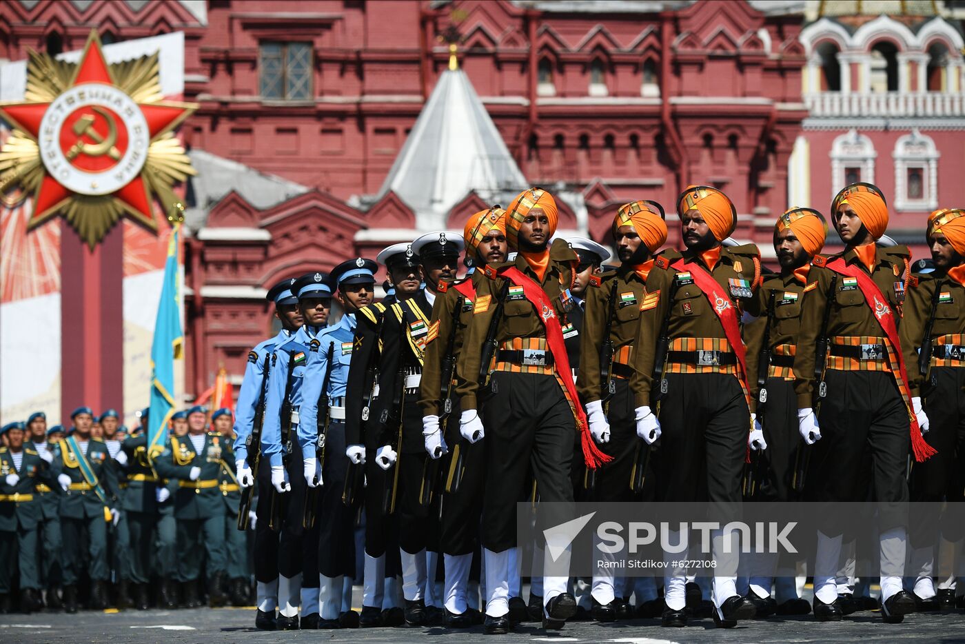 Military parade to commemorate 75th anniversary of Victory in World War II