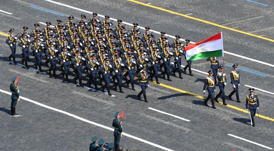Military parade to commemorate 75th anniversary of Victory in World War II