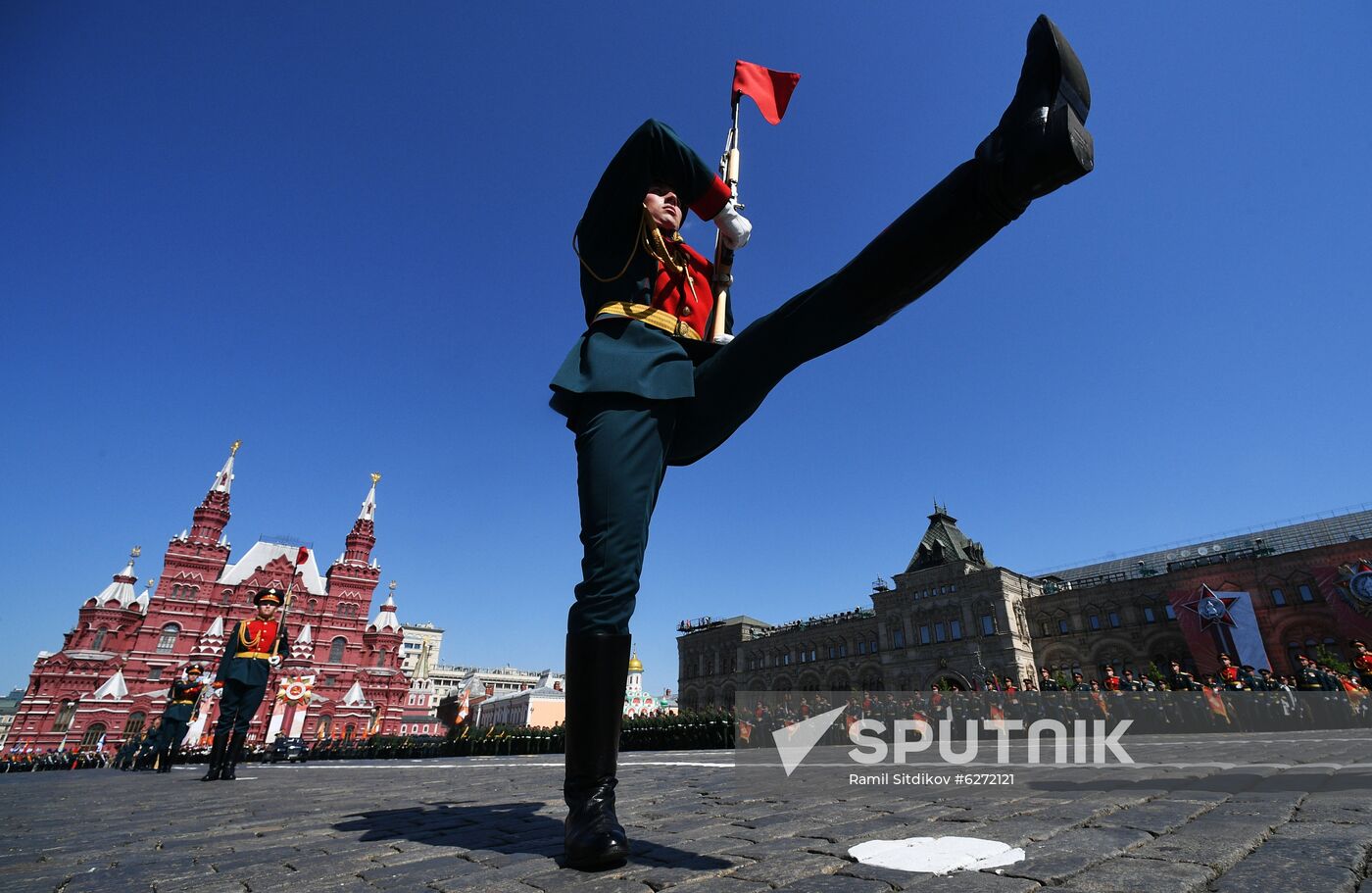 Military parade to commemorate 75th anniversary of Victory in World War II