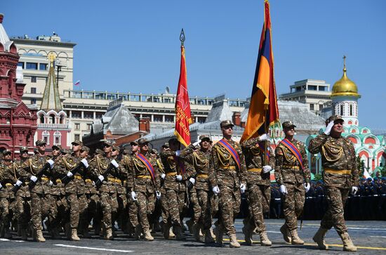 Military parade to commemorate 75th anniversary of Victory in World War II