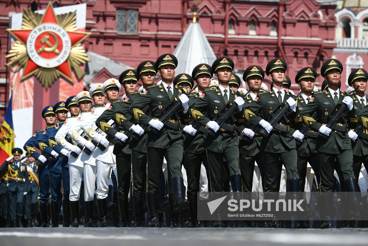 Military parade to commemorate 75th anniversary of Victory in World War II