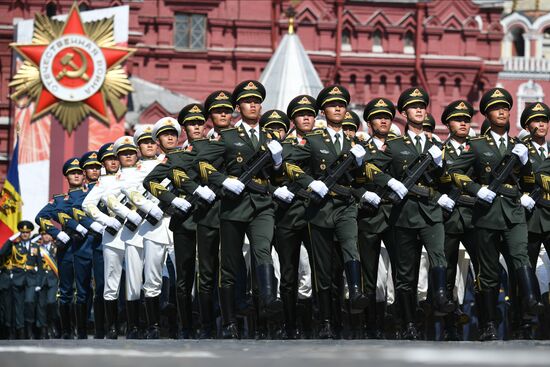 Military parade to commemorate 75th anniversary of Victory in World War II