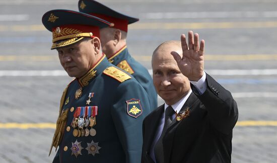 Russian President Vladimir Putin takes part in military parade to mark 75th anniversary of Victory in World War II