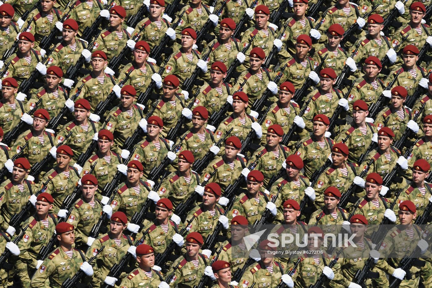 Military parade to commemorate 75th anniversary of Victory in World War II